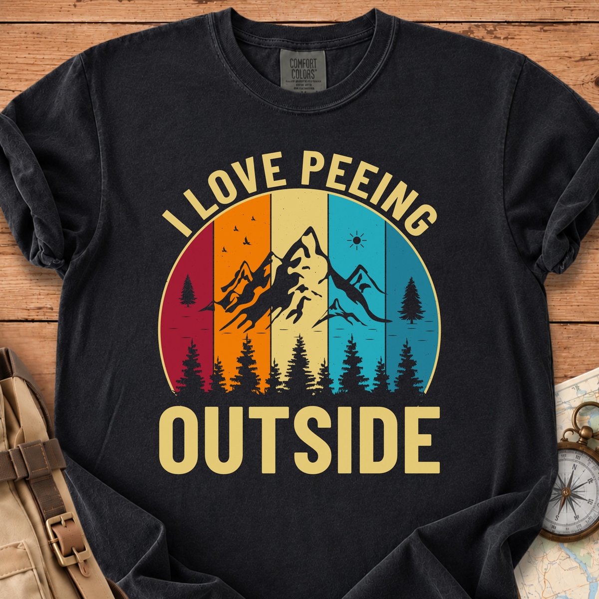 I love peeing outside T-Shirt